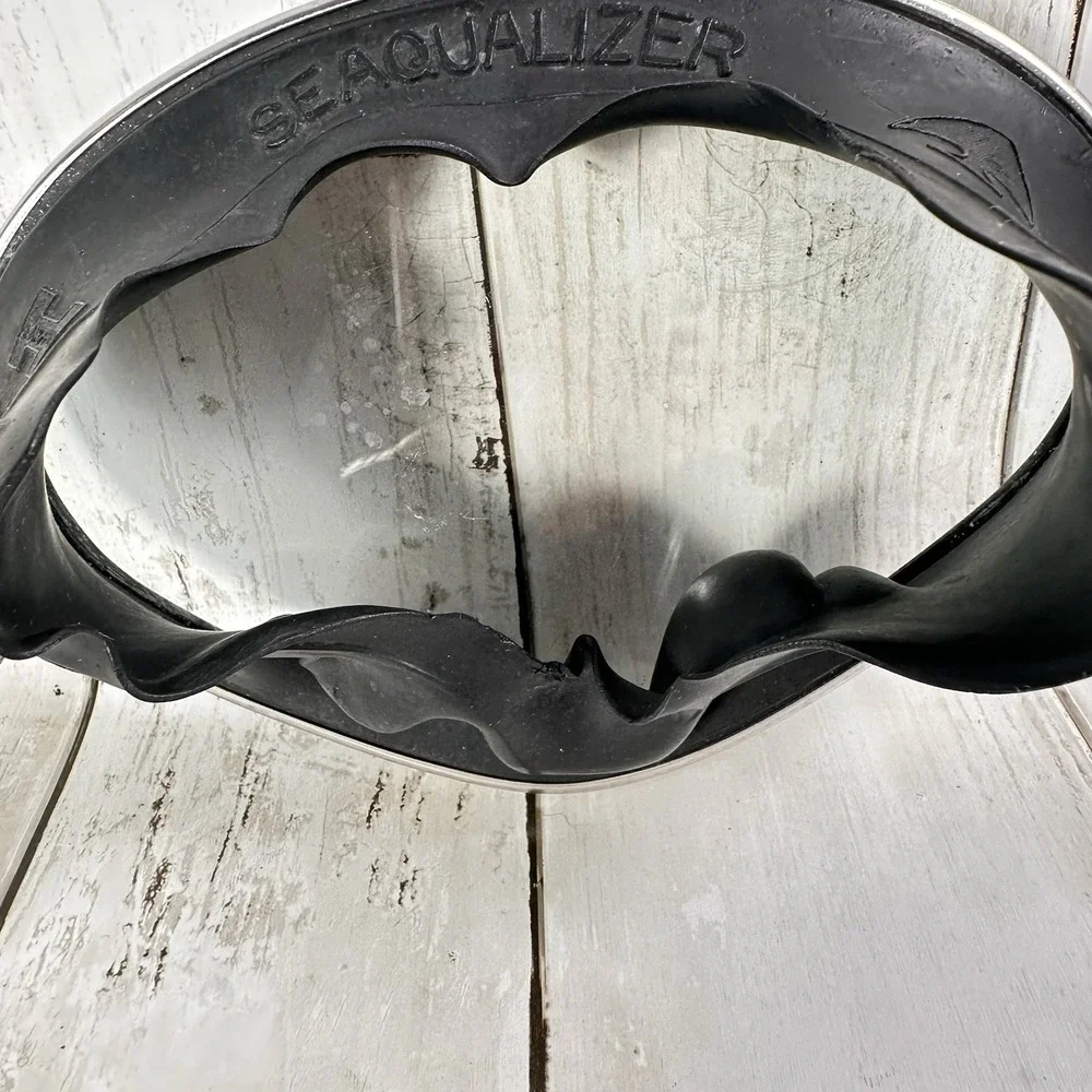 Vintage Healthways  Scuba Diving‎ Mask  Tempered Glass SEAQUALIZER